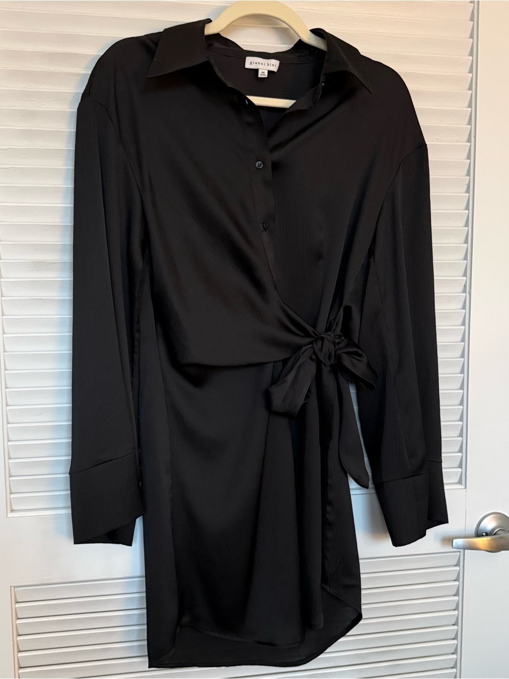 Gianni Bini Black Tie Front Mini Dress Medium Like New
